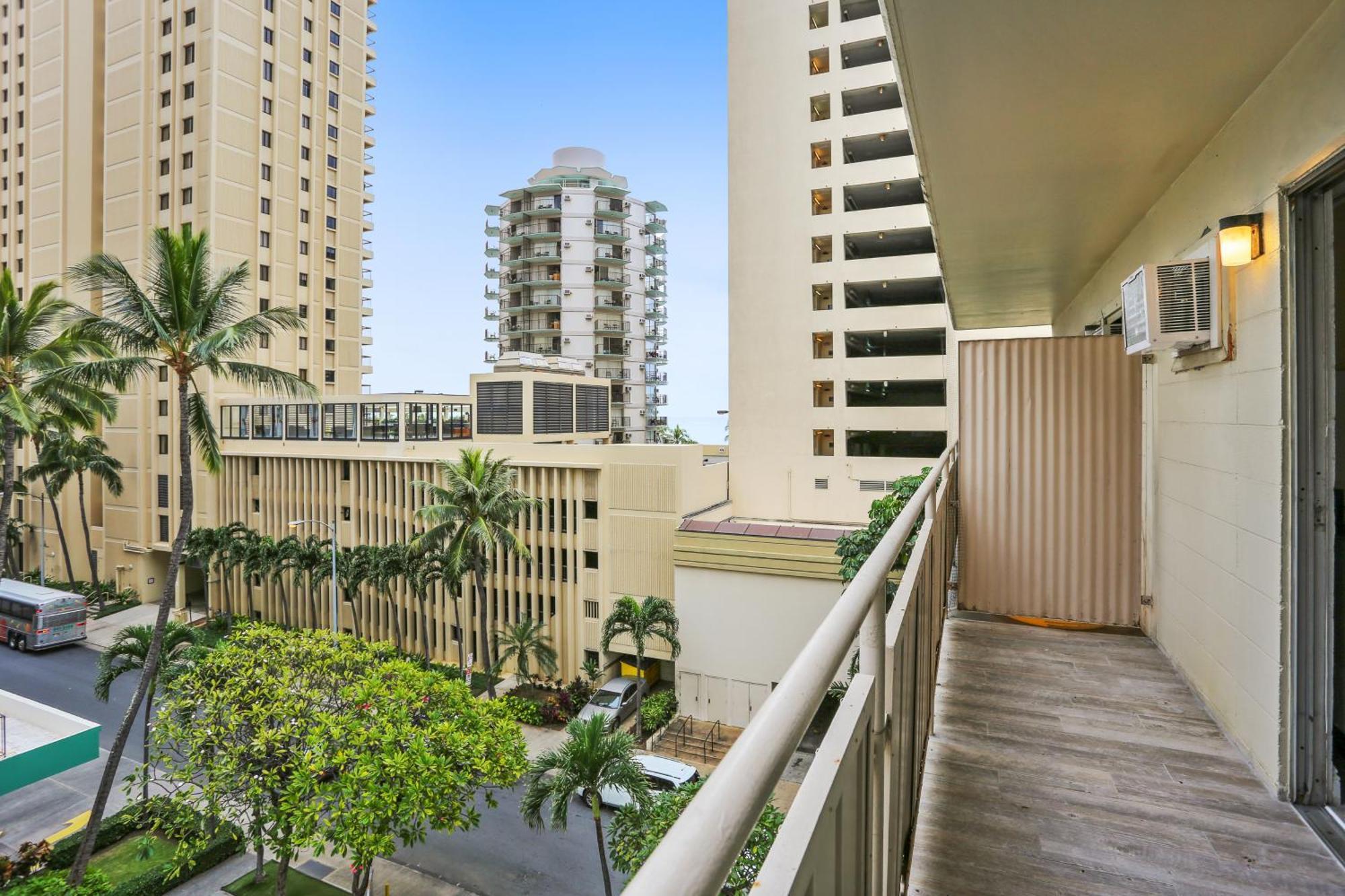 Seashore 62 Honolulu Room photo